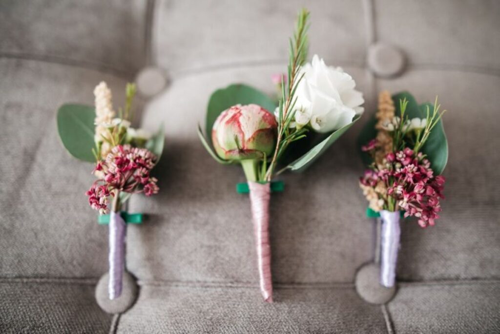 corsages and buttonholes 